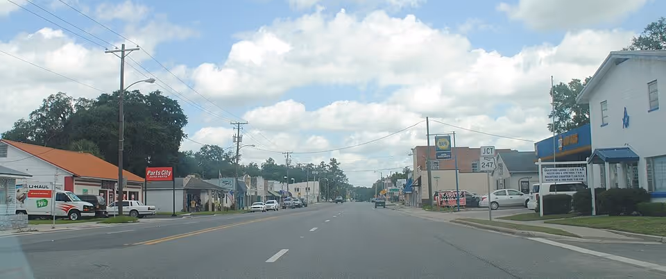 Sunshine Services HVAC and plumbing service location in Branford community