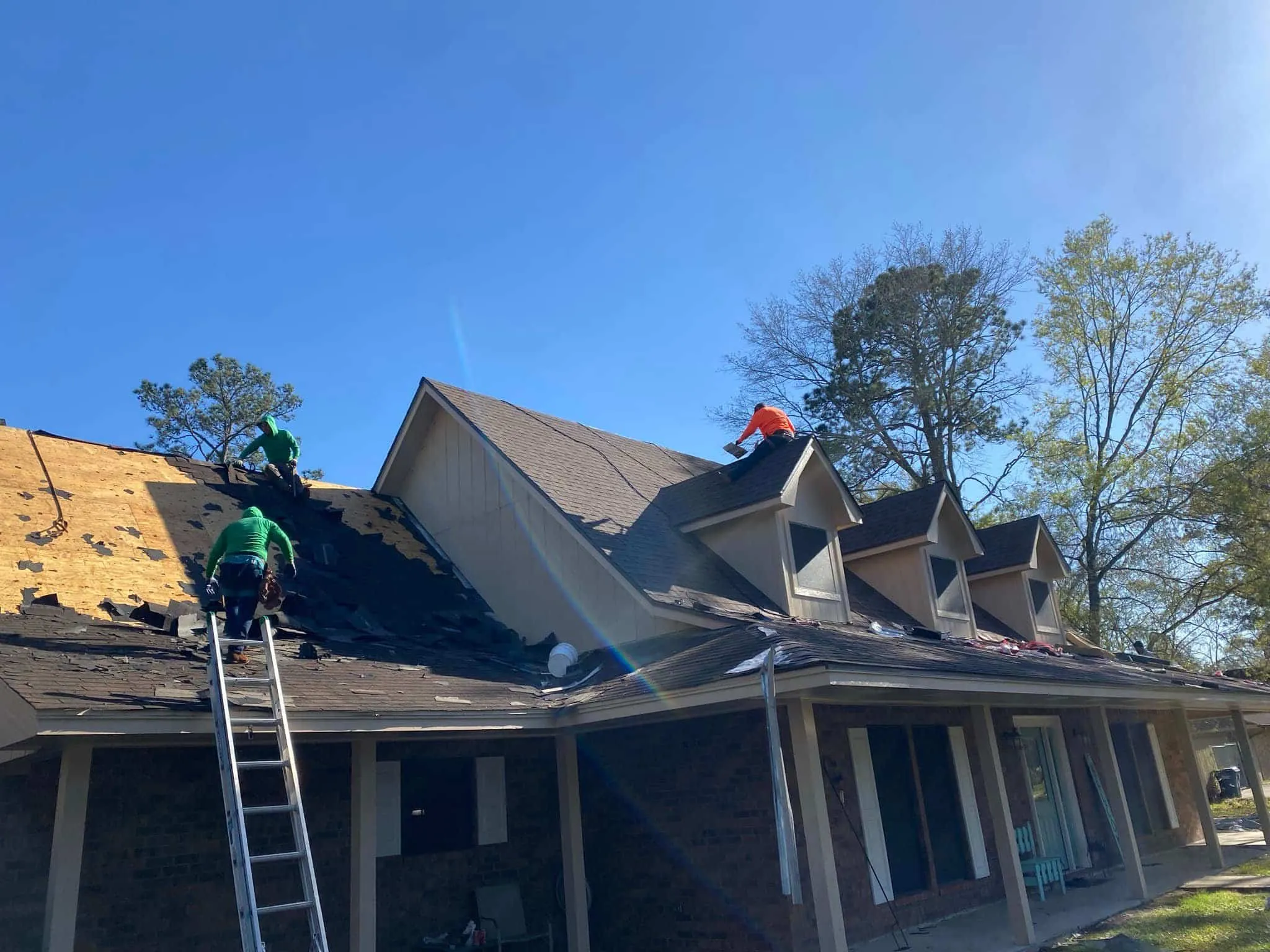 Honest Roofing Company in Clear Lake, TX