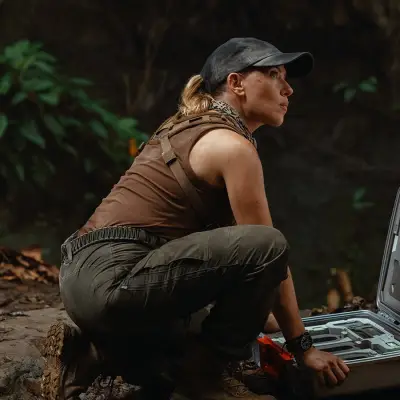 G-Shock GD-100-1B watch worn by Chris Pratt as Owen Grady in Jurassic World