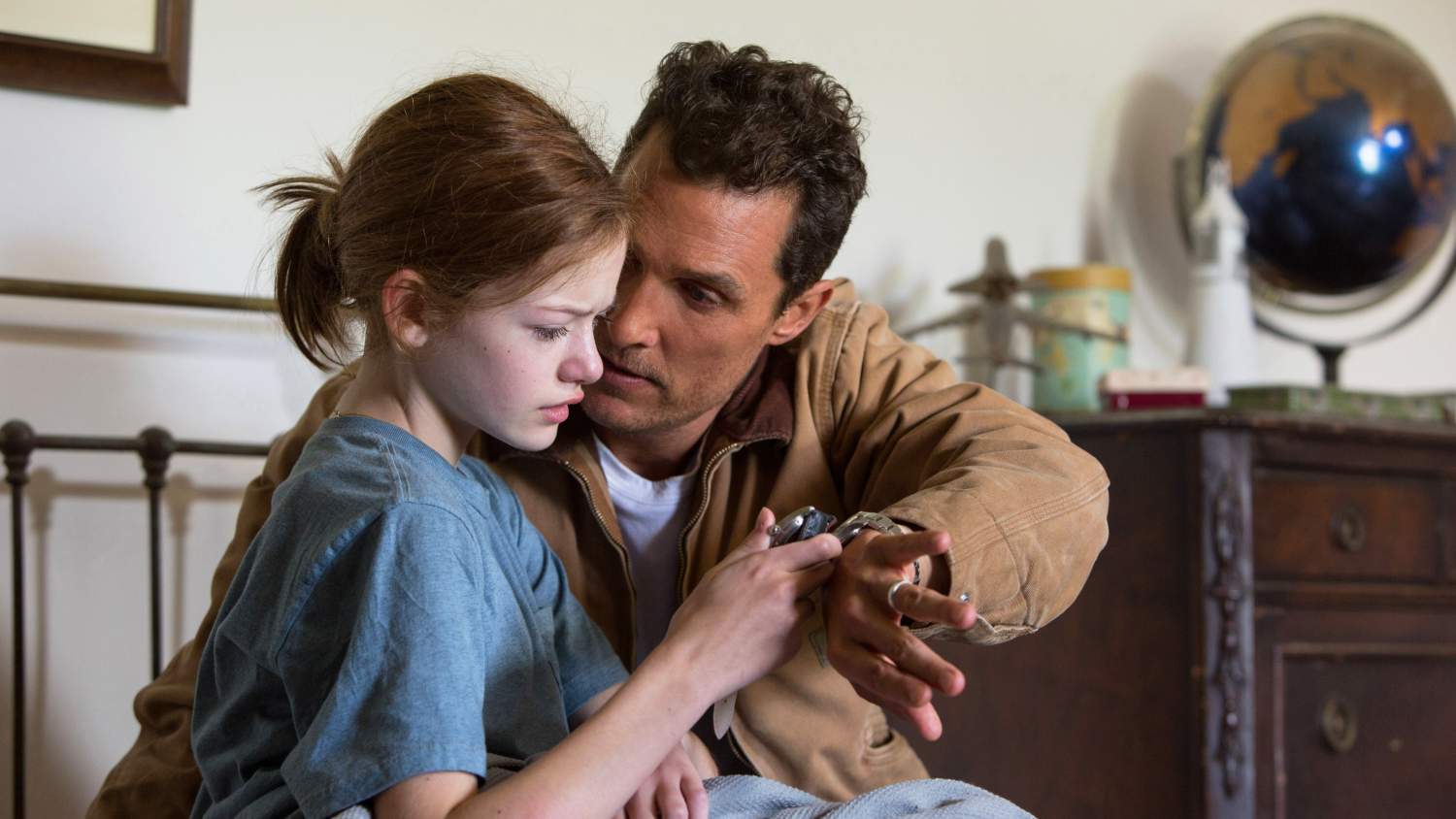 Hamilton Murph watch worn by Mackenzie Foy in Interstellar
