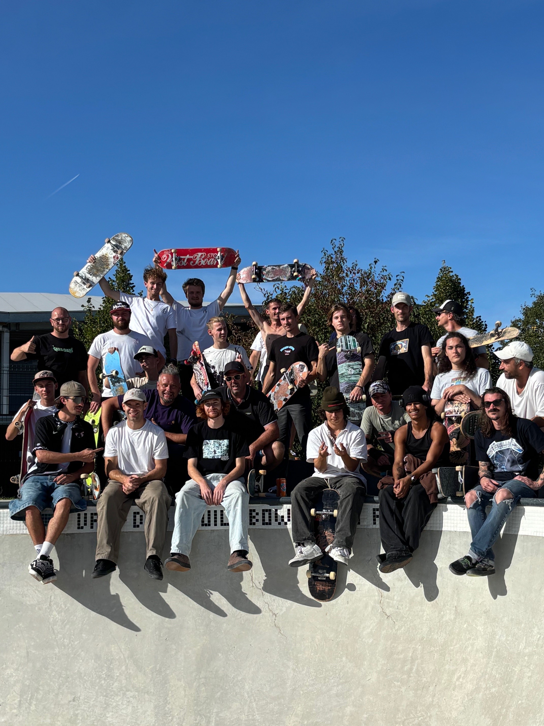 360 flip gap - contest THEOSTREET