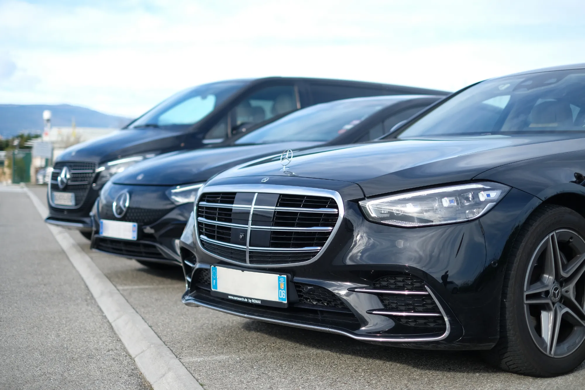 Flotte de voitures haut de gamme Privilege Avenue, VTC de luxe à Cannes pour transferts privés et événements