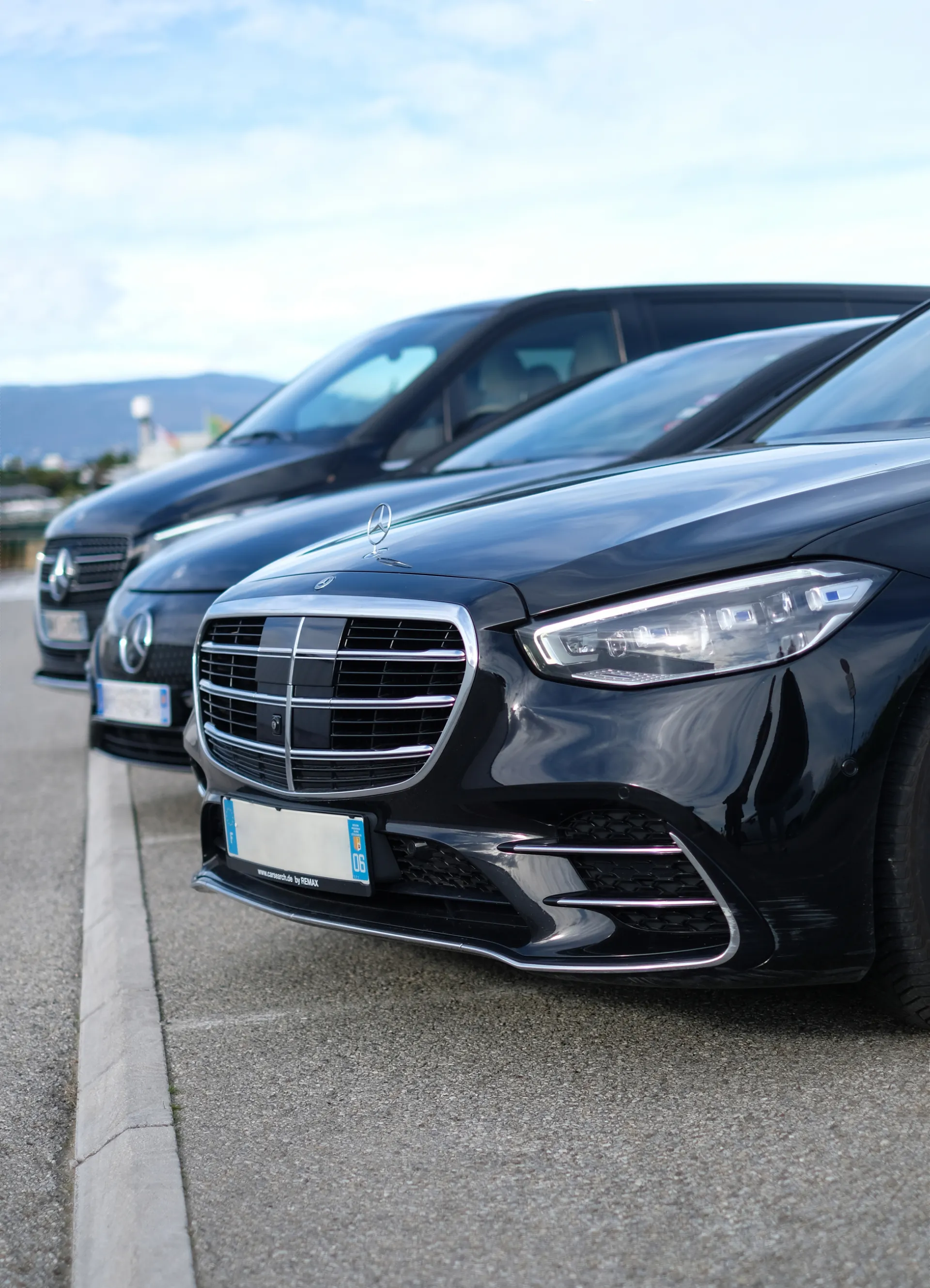 Flotte de voitures haut de gamme Privilege Avenue, VTC de luxe à Cannes pour transferts privés et événements