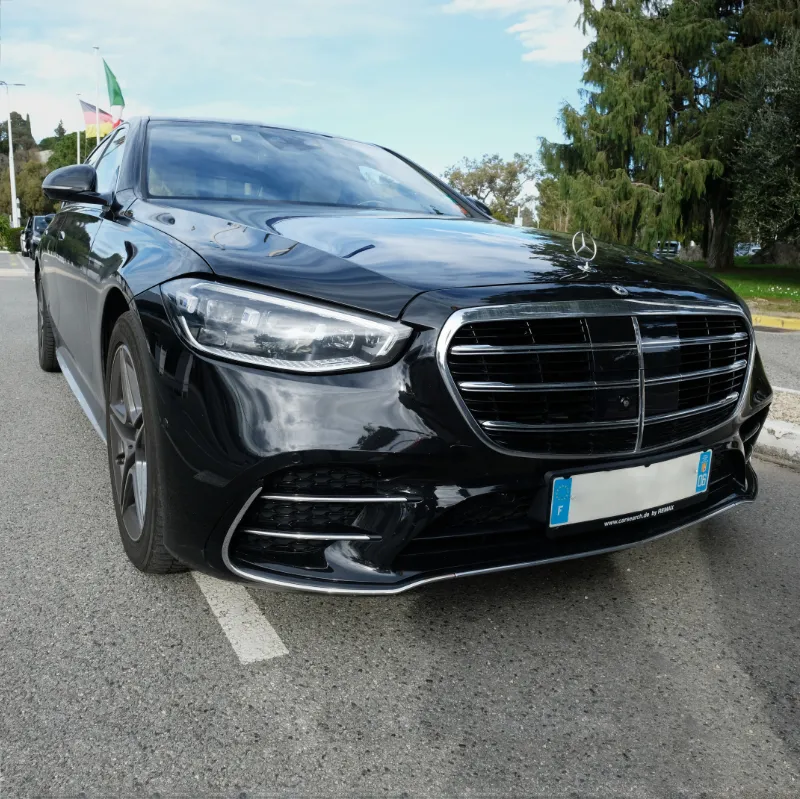 Mercedes Classe S noire, véhicule VTC de luxe à Cannes