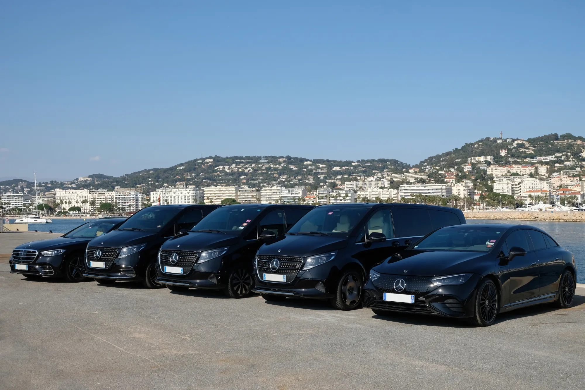 Flotte de voitures haut de gamme Privilege Avenue, VTC de luxe à Cannes pour transferts privés et événements