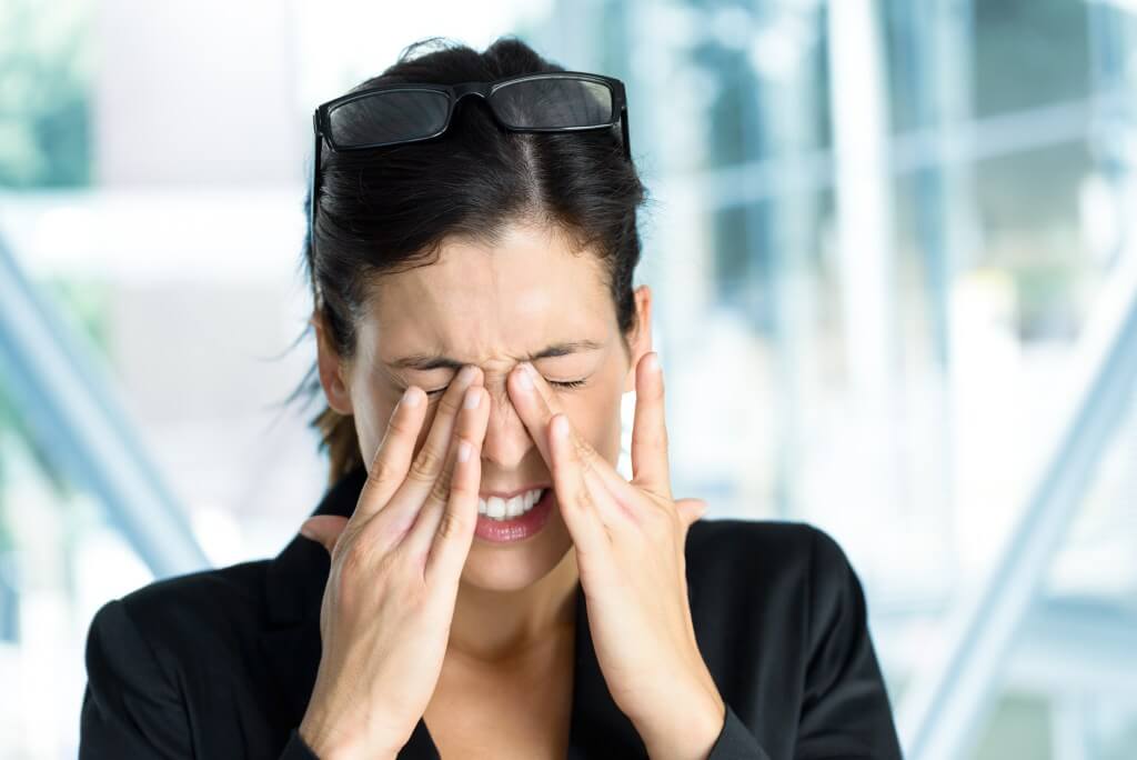 What are the Common Causes of Dry Eye Syndrome?