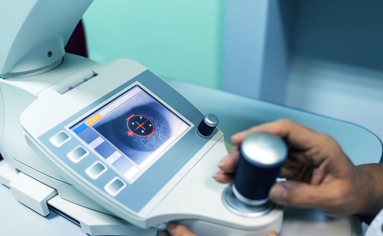 Can Scleral Lenses Prevent Further Corneal Damage?