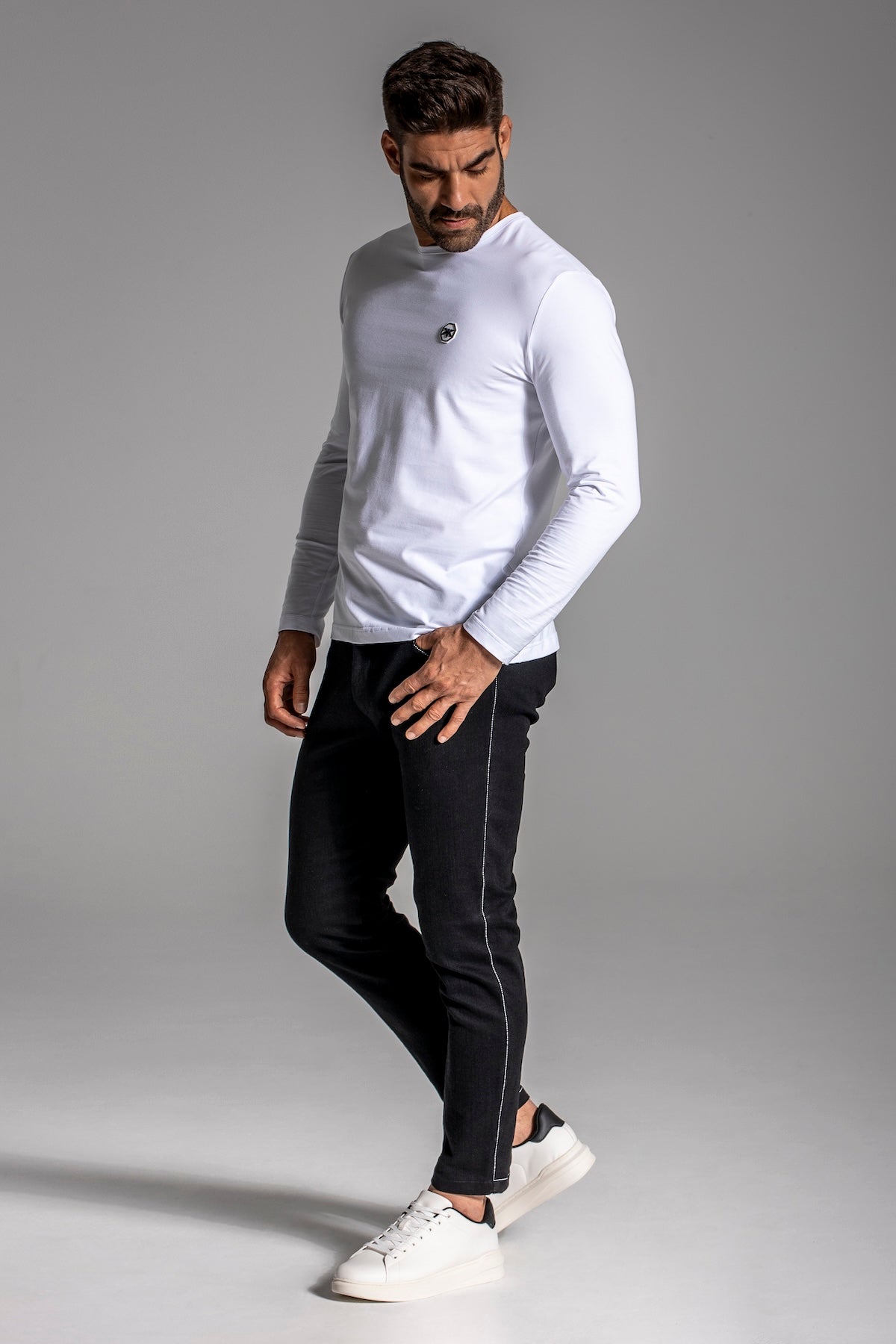 CORE LONGSLEEVE 01 // WHITE