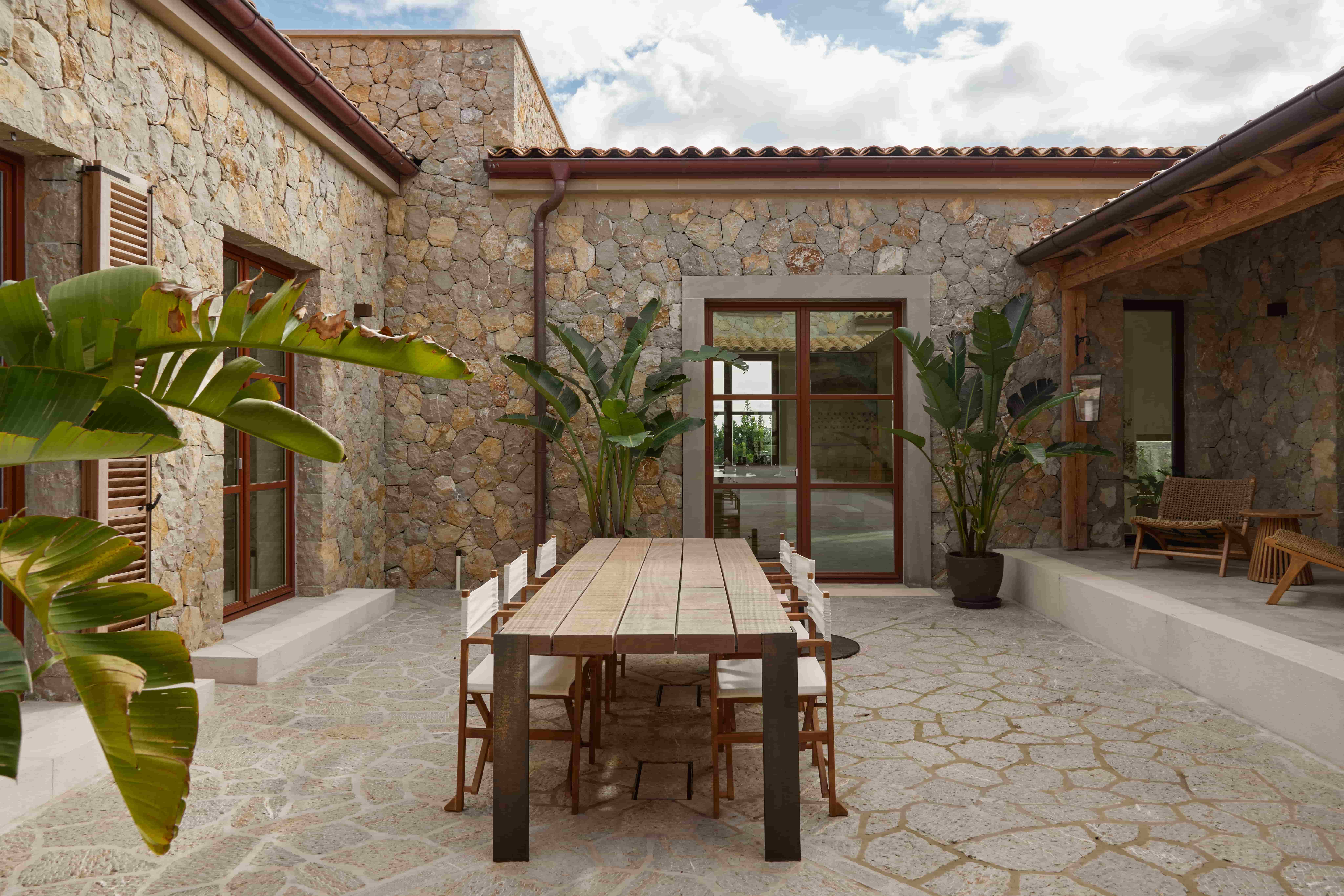 Anjora Design Mallorca Finca Neubau Architektur Design Mediteran Patio Architektur