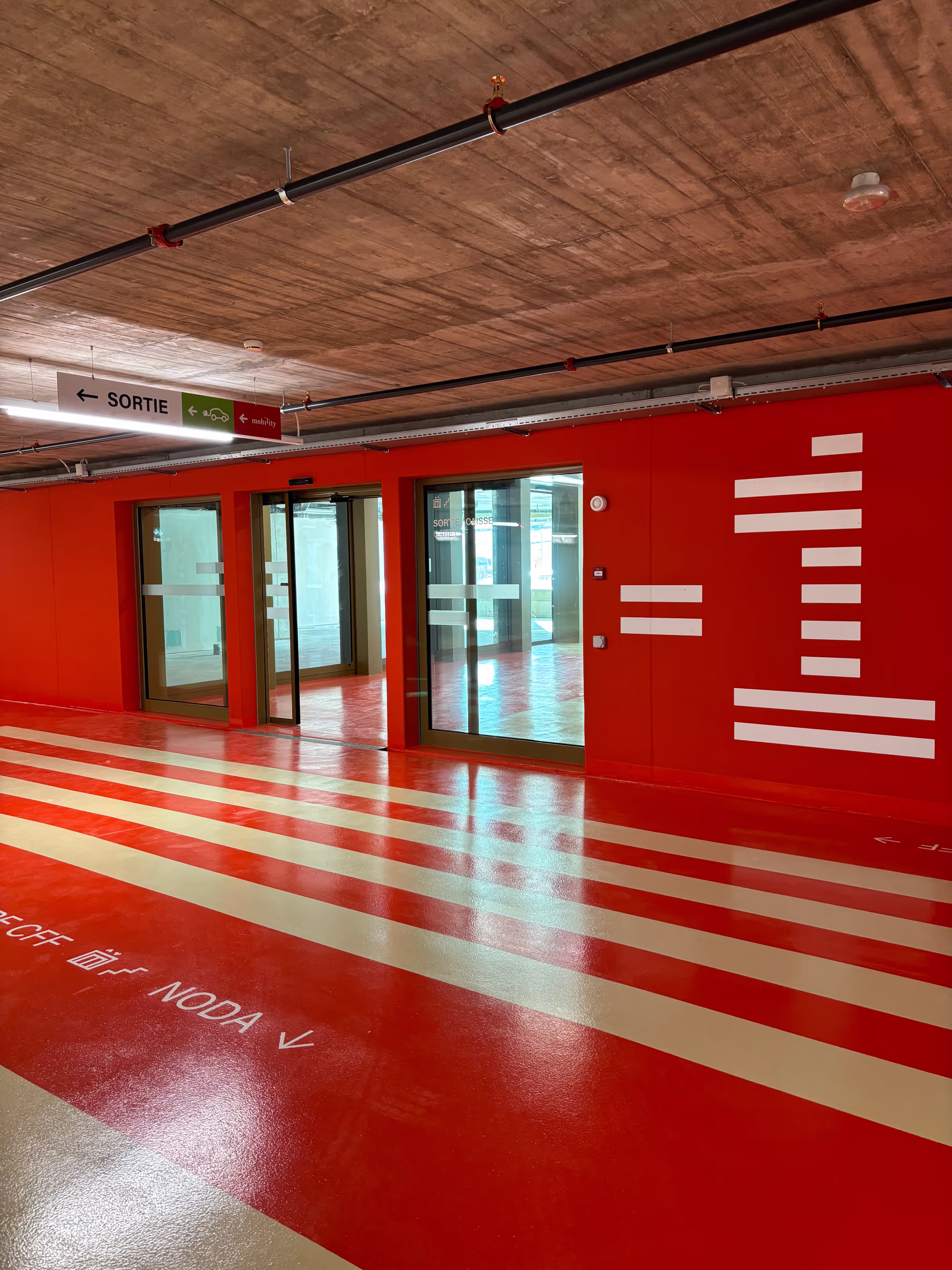 Photo de l'étage -1 du parking de Cour de Gare