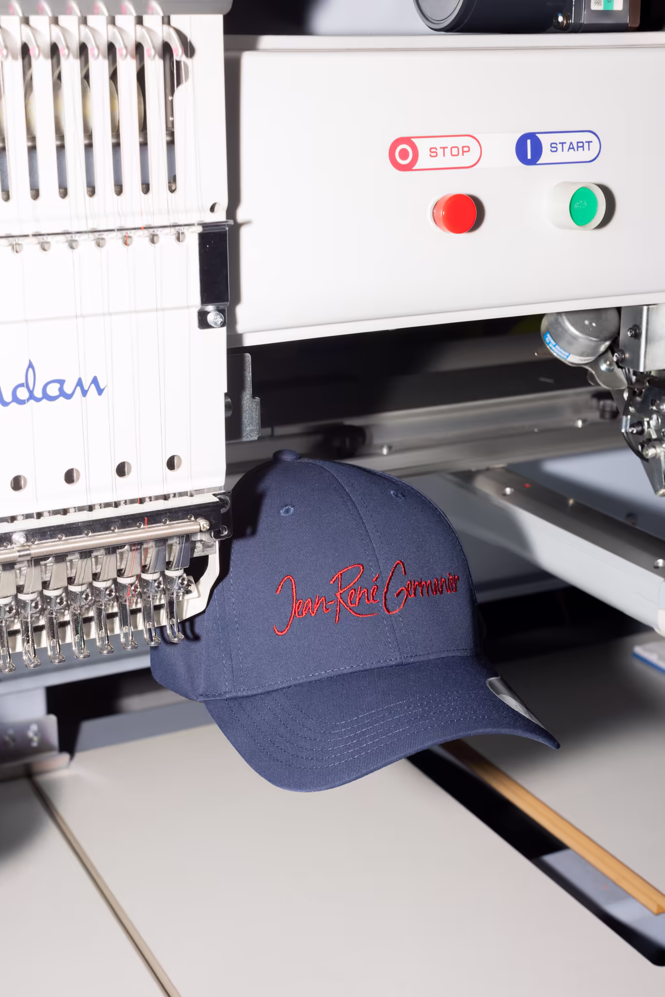 broderie sur casquette