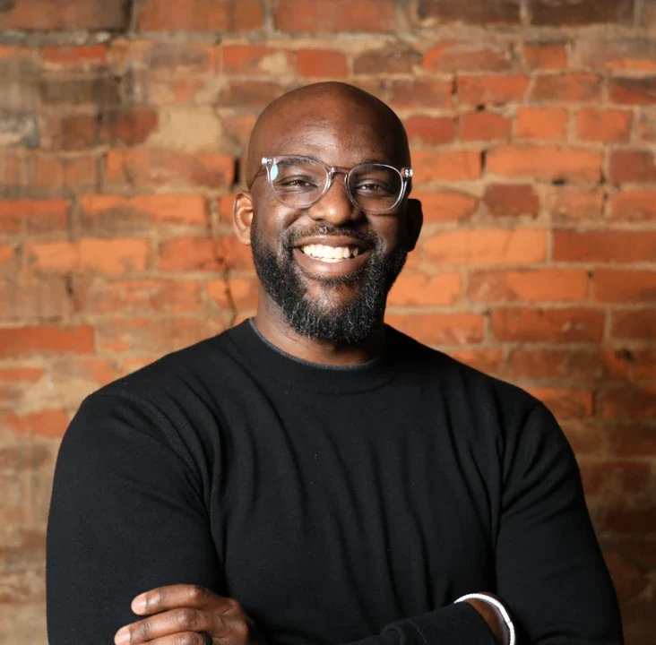 dan owolabi headshot