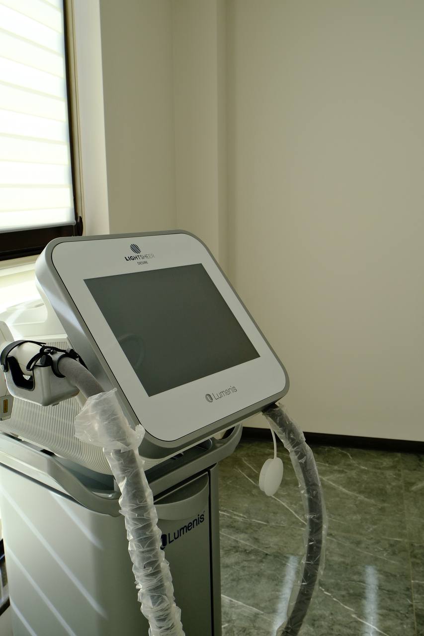 Rectangular content area with rounded corners, displaying an image placeholder.