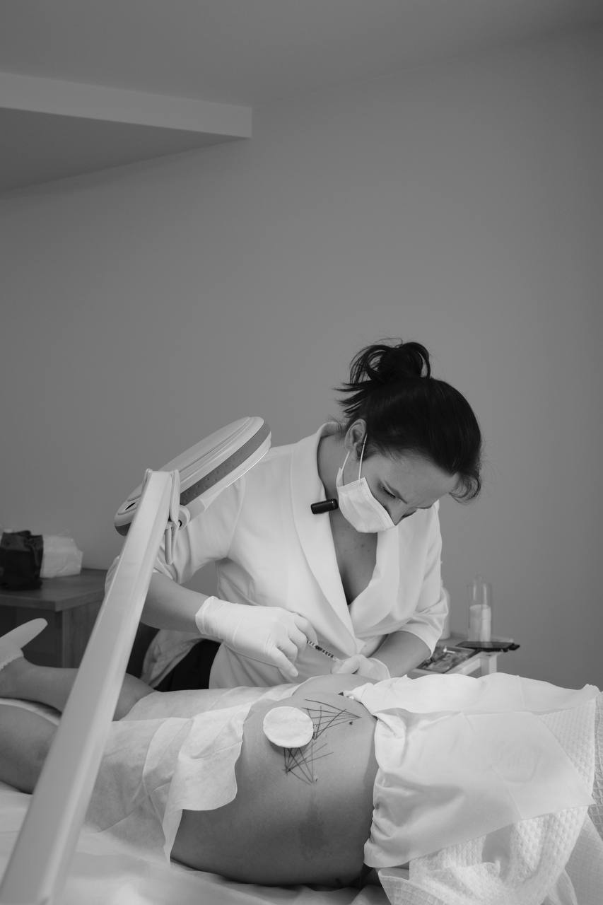 Rectangular content area with rounded corners, displaying an image placeholder.