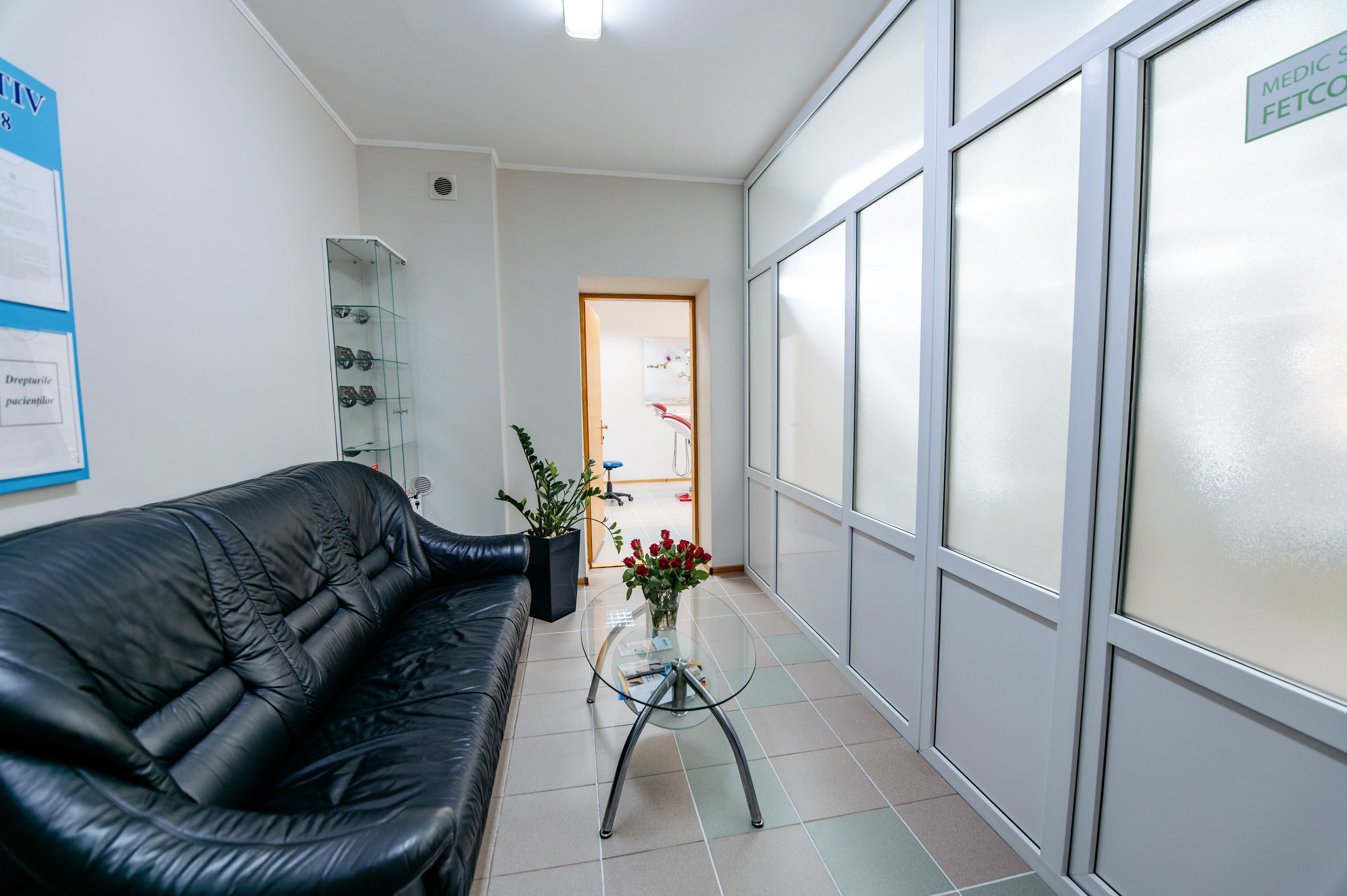 Rectangular content area with rounded corners, displaying an image placeholder.