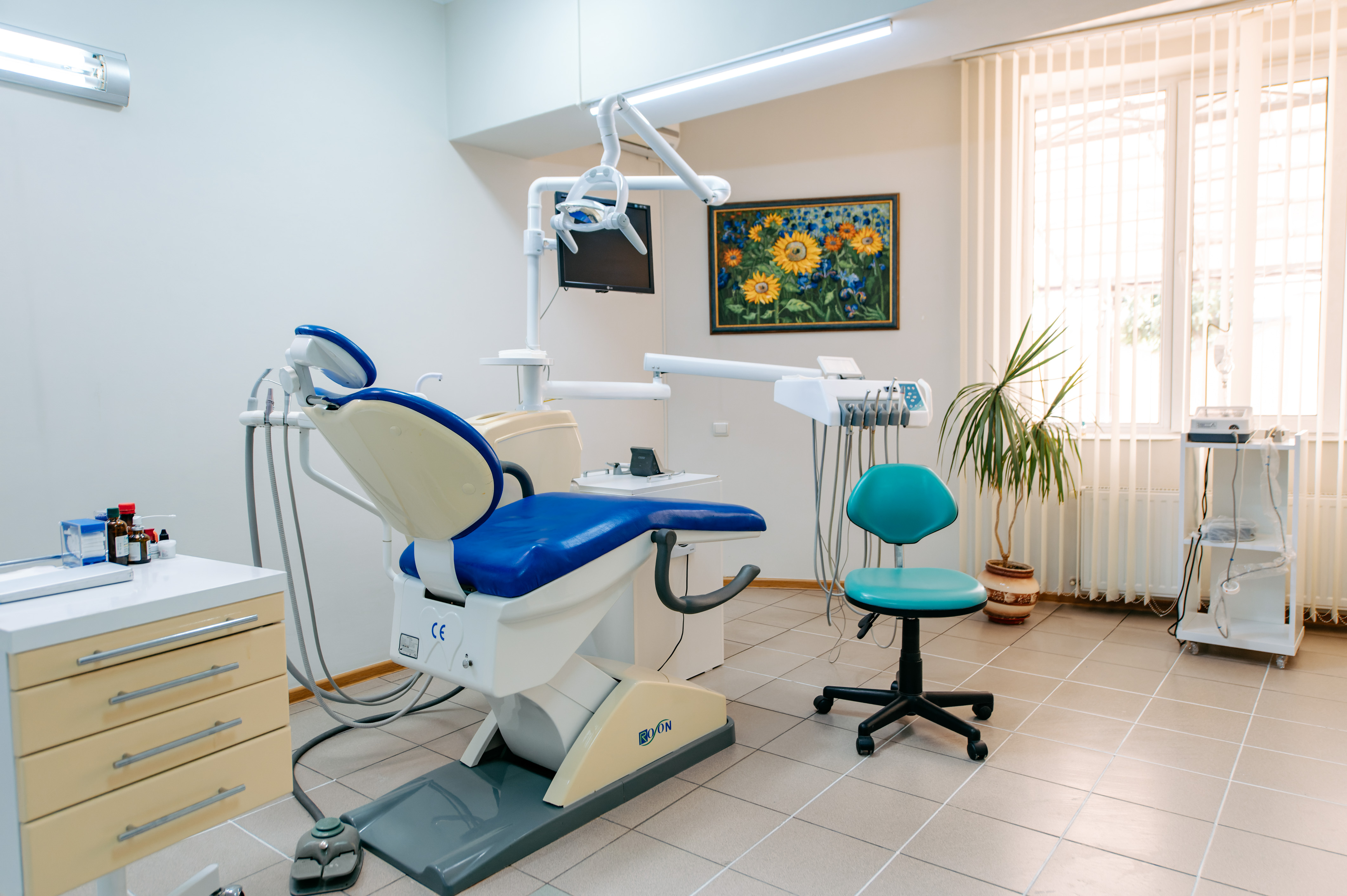 Rectangular content area with rounded corners, displaying an image placeholder.