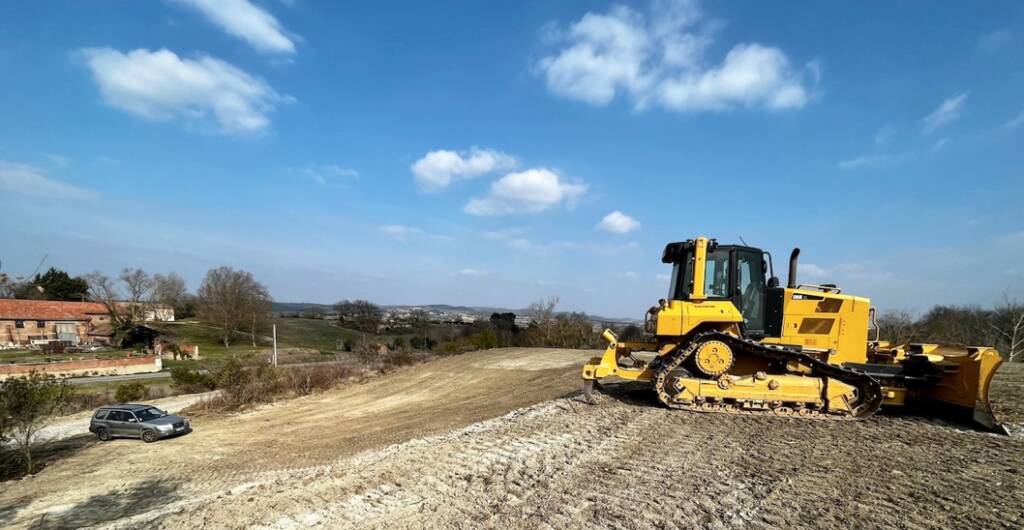 Aude : chantier « Parc solaire villageois »