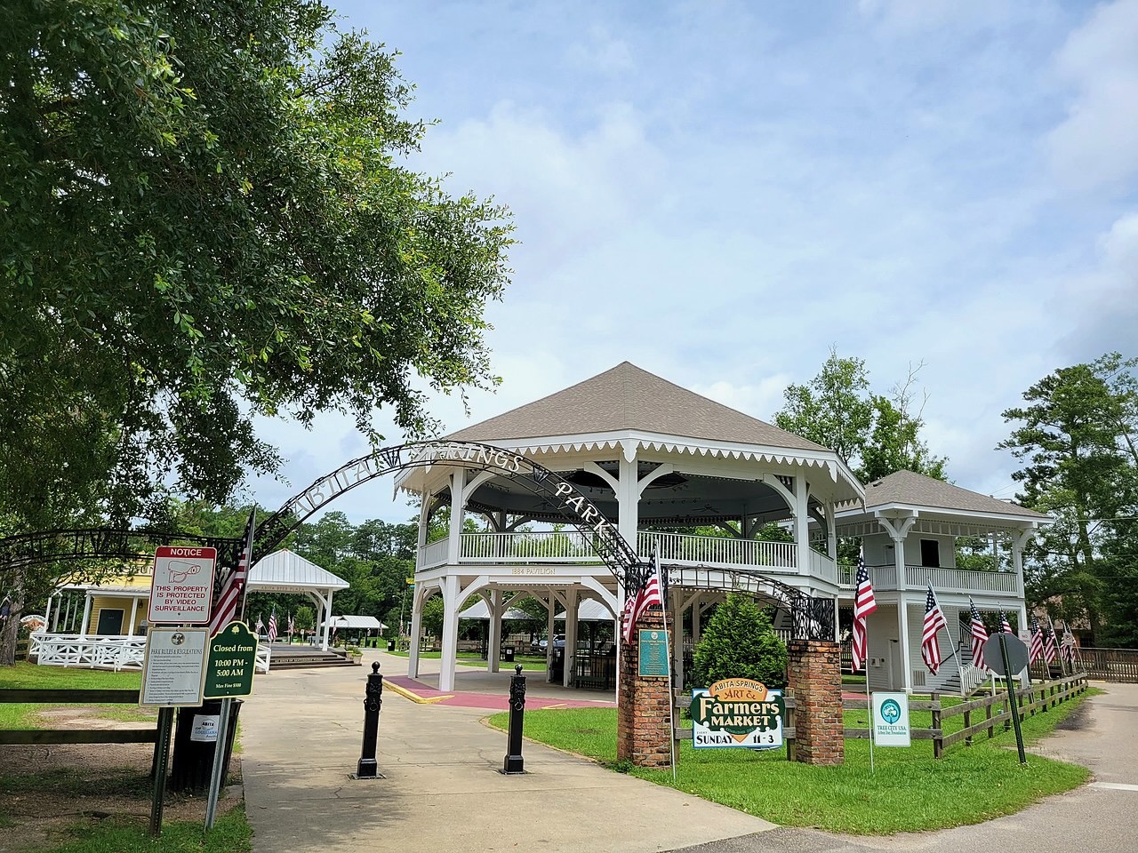 Photo of Abita Springs. Northshore needs a strong online presence.