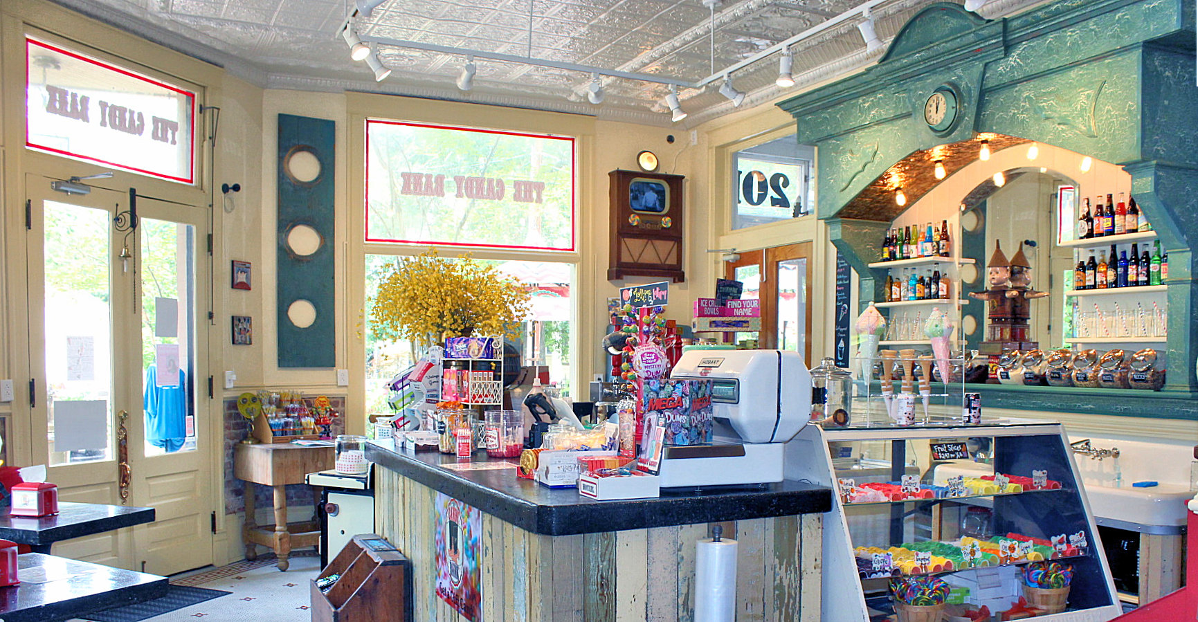 Inside The Candy Bank located on the Lakefront in Mandeville, LA