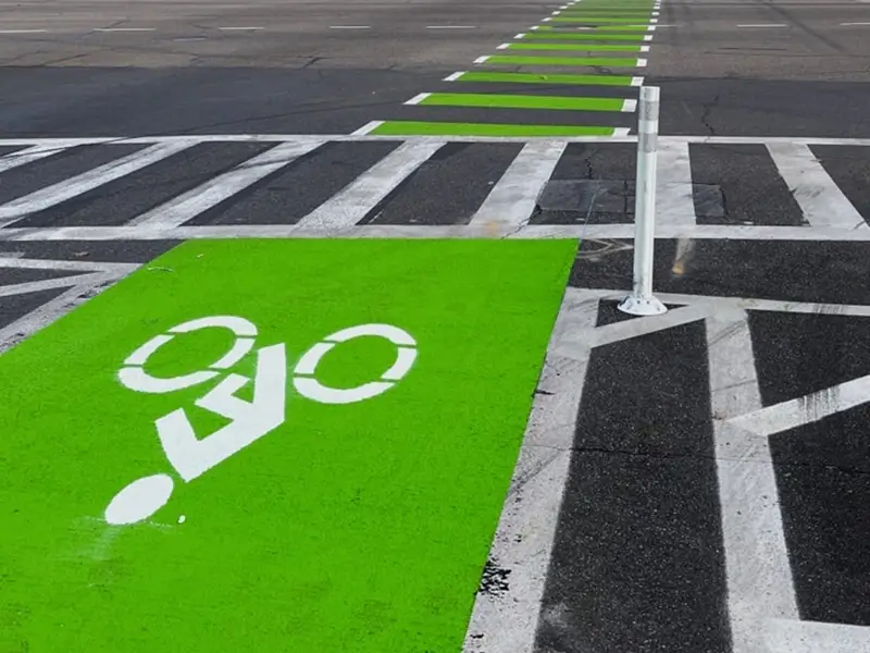 Preferential bike lane with a vibrant green coating