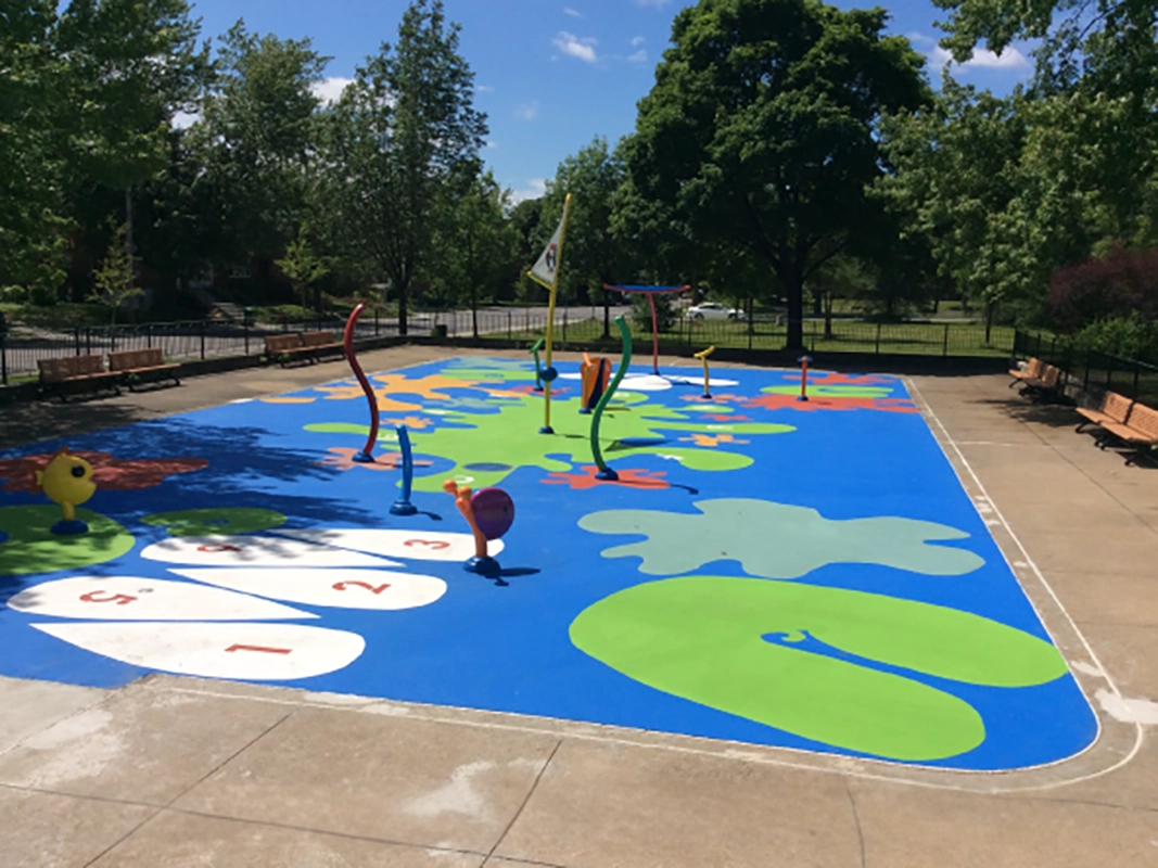 green and blue splash pad in canada