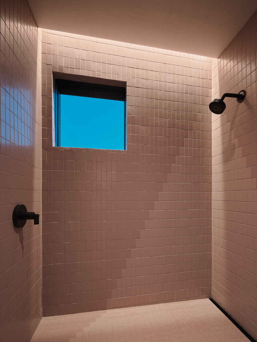 shower at Fox a modern rental home in Sedona