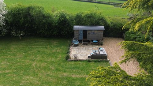 image of a luxury wilderness retreat