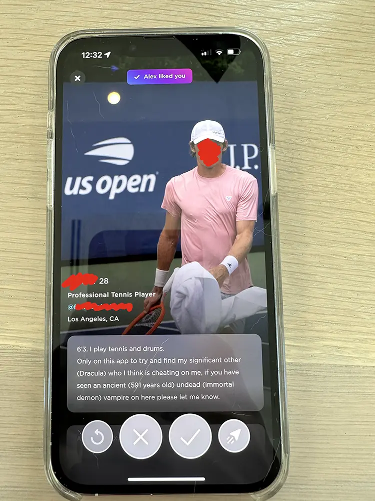 Raya male profile example 1 - tennis player