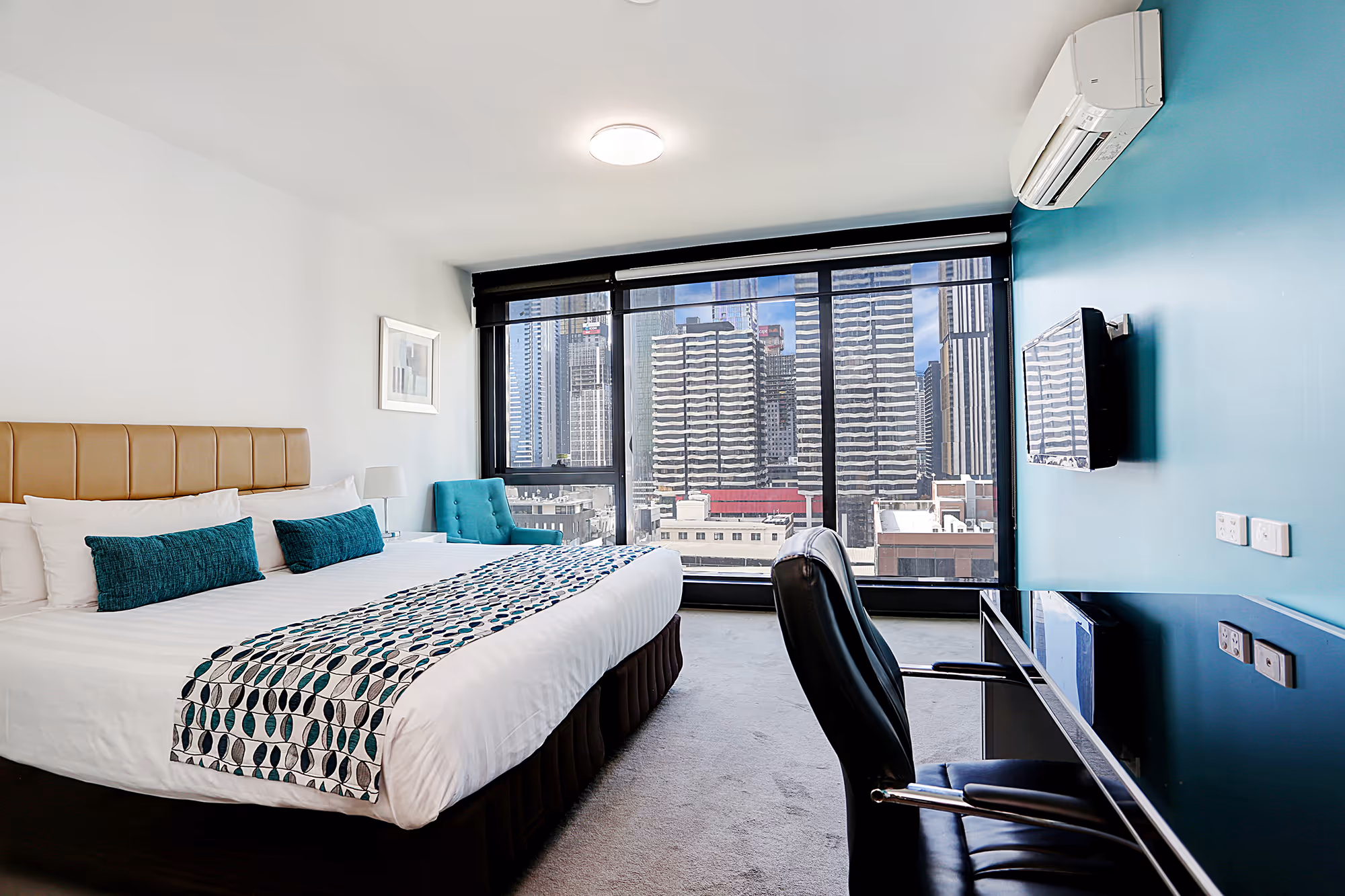 Melbourne CBD Accomodation - Pegasus Apartments