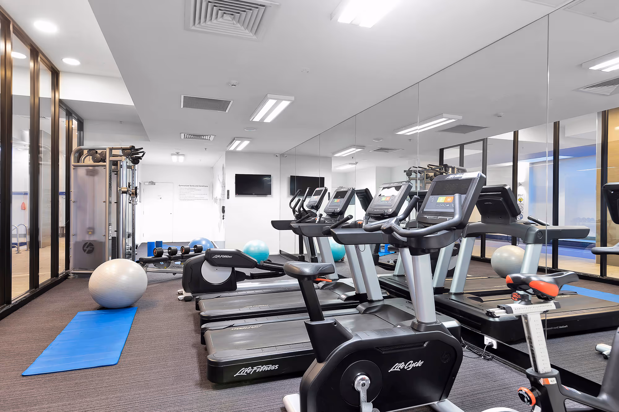 Melbourne CBD Accomodation - Pegasus Apartments