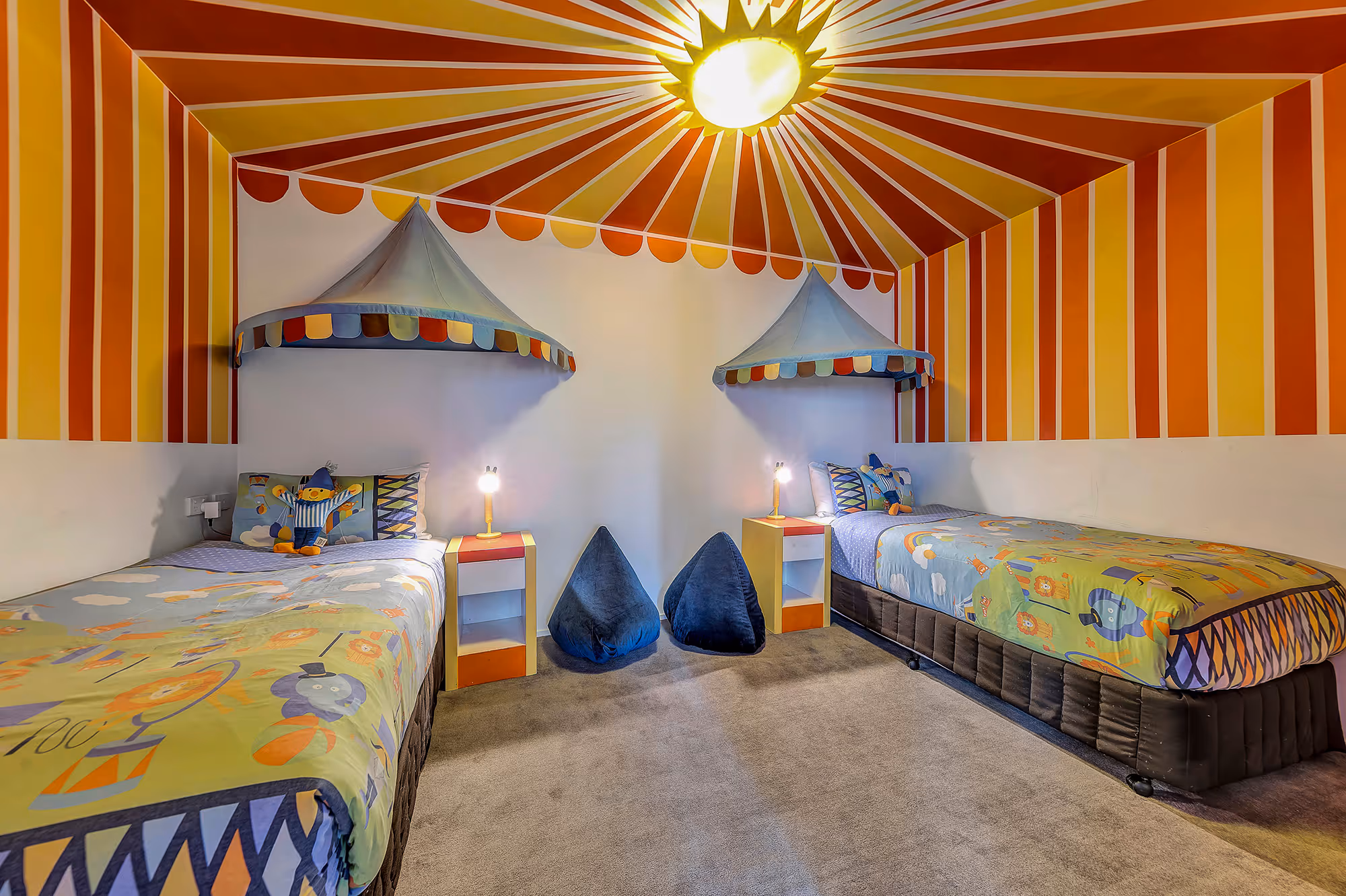 Melbourne CBD Accomodation - Pegasus Apartments