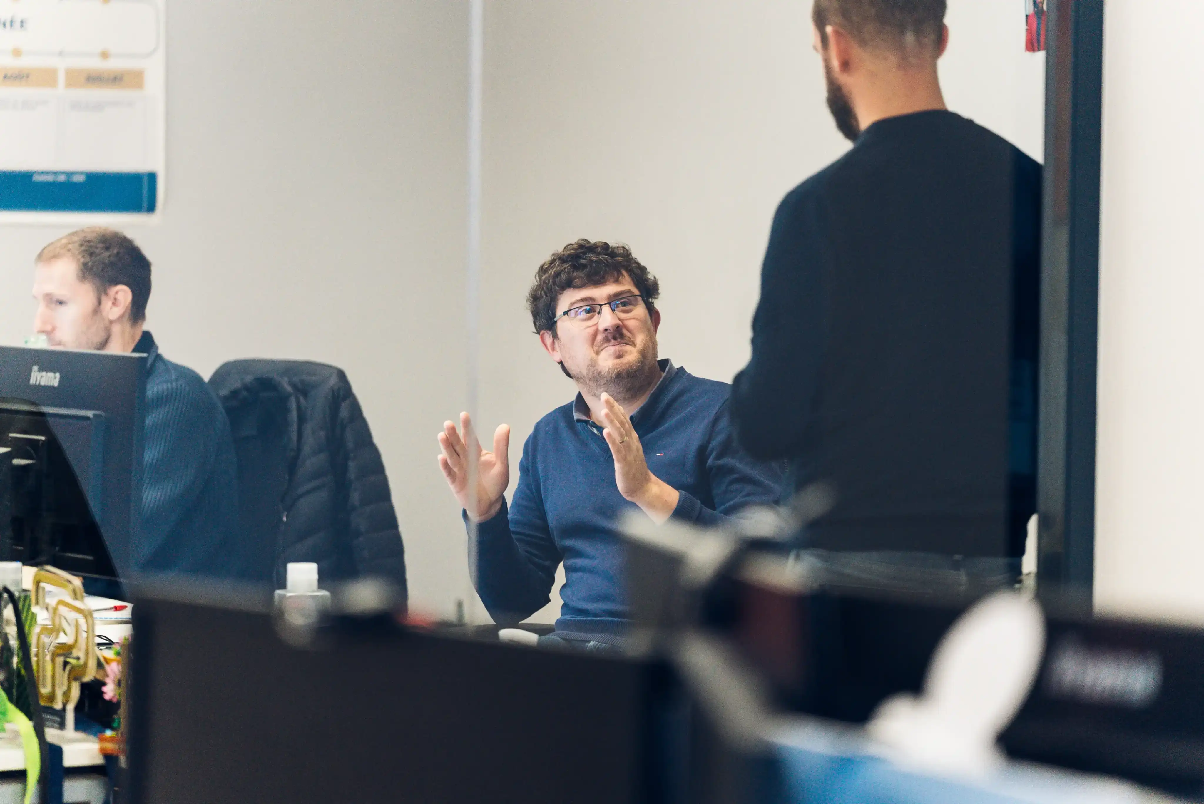Collaboration d’équipe pour la paie copilotée en entreprise