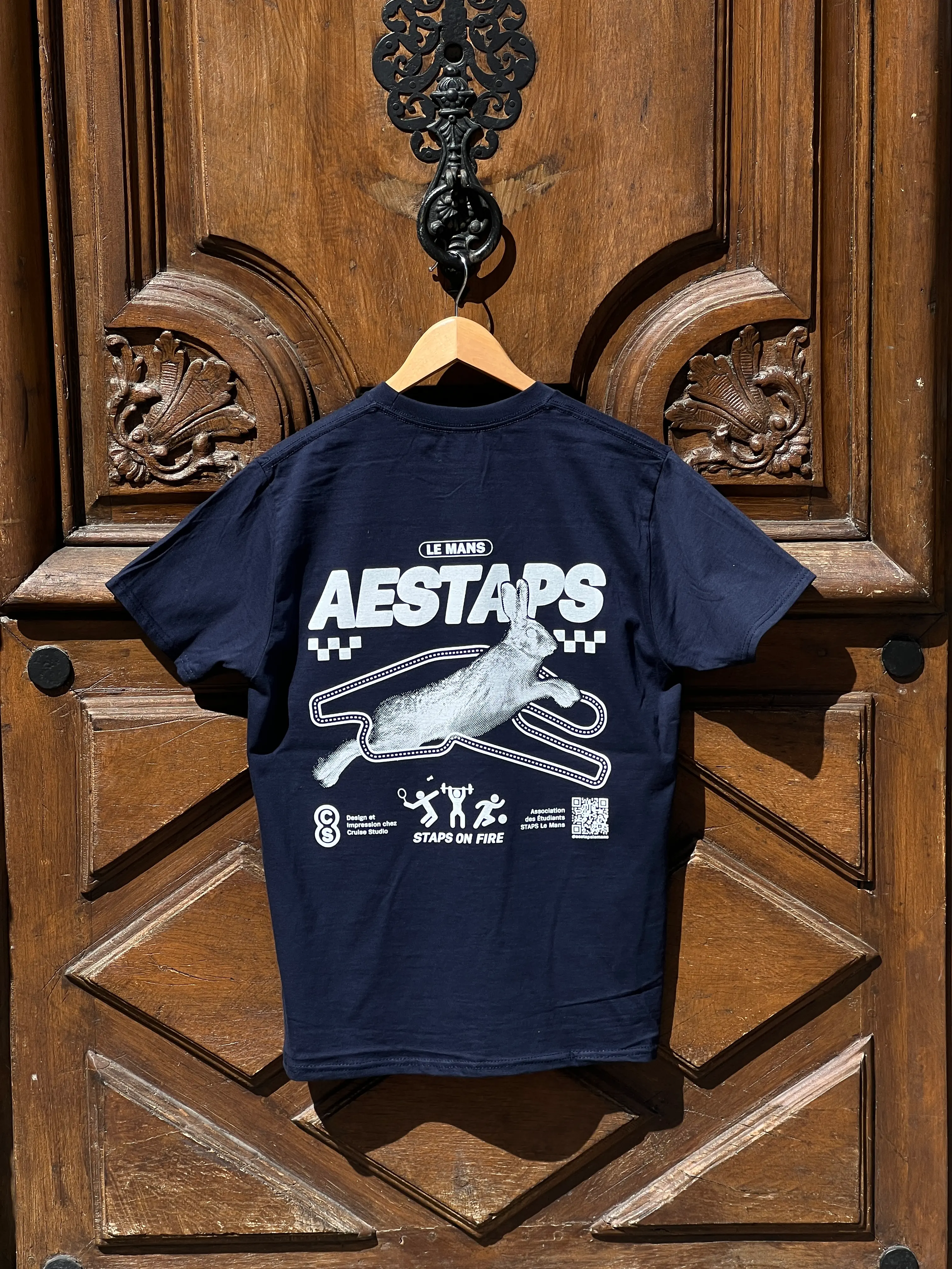 Sweat et t-shirt AESTAPS Le Mans.