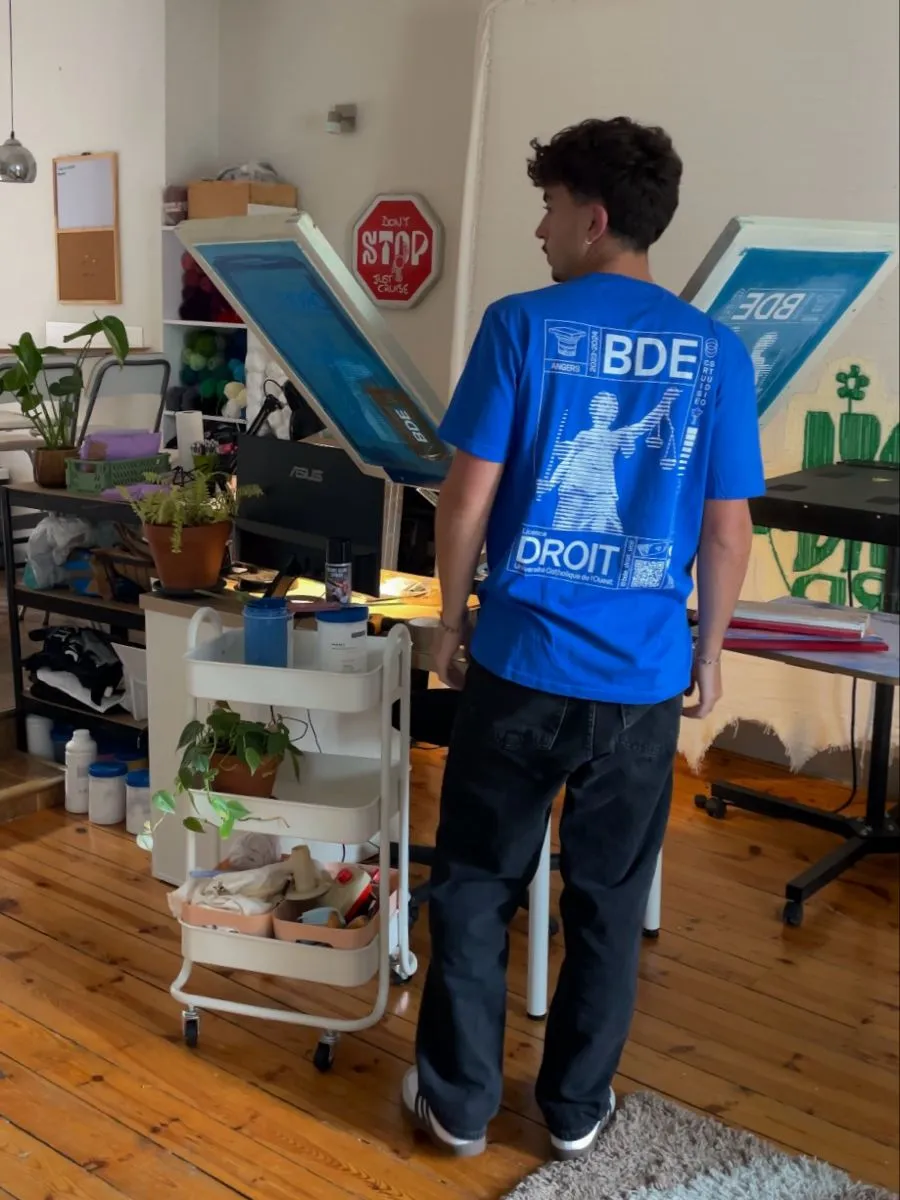 Pull et t-shirt Droit Angers