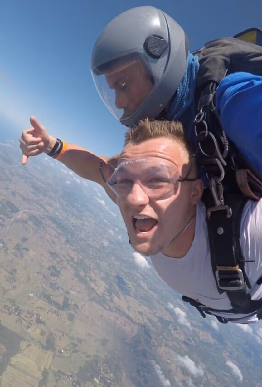 Darryl skydiving