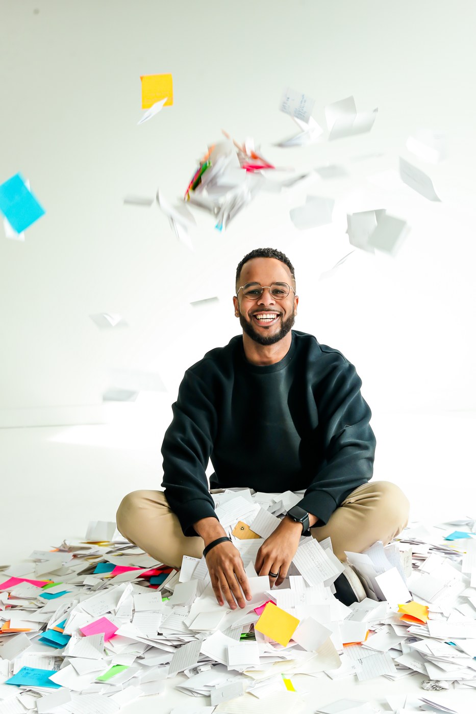Darryl Bellamy Jr. reading handwritten fear cards