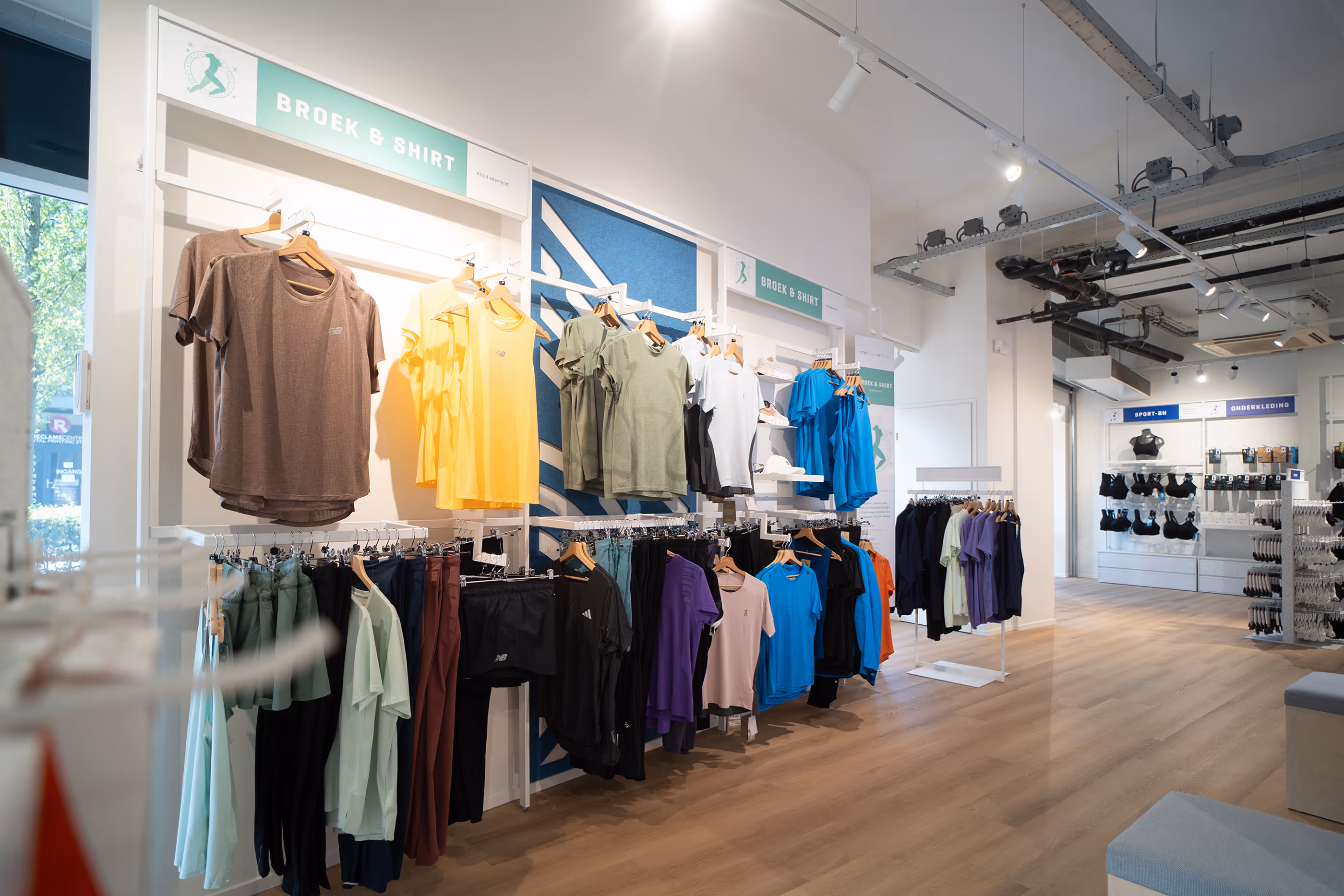 Runnersworld - Interior view 8 - Sustainable design by SWOODA for Runnersworld