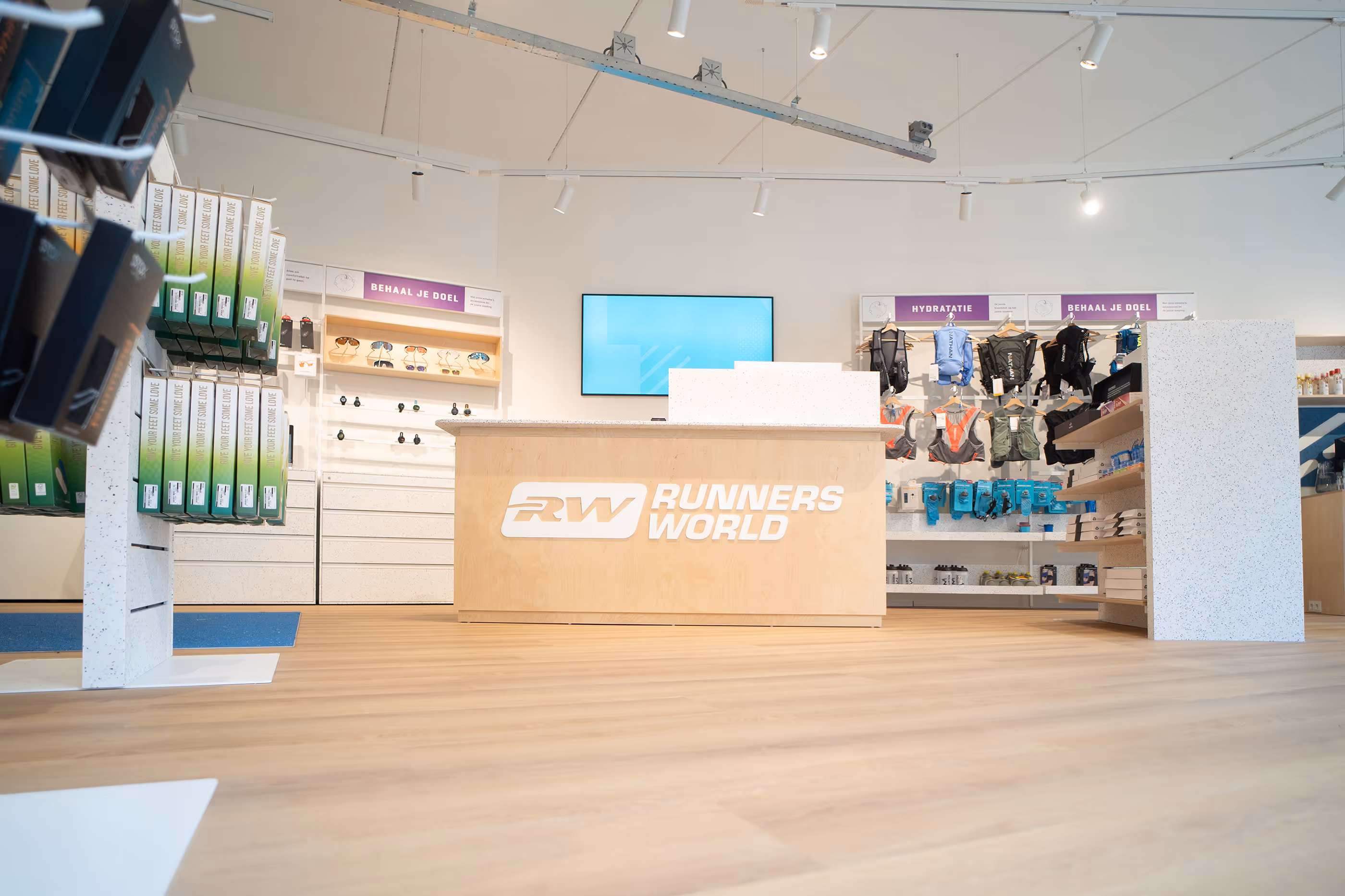 Runnersworld - Interior view 1 - Sustainable design by SWOODA for Runnersworld