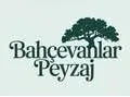 Bahçevanlar Peyzaj şirketinin logosunda, metnin üzerinde bir ağaç illüstrasyonu yer almaktadır.
