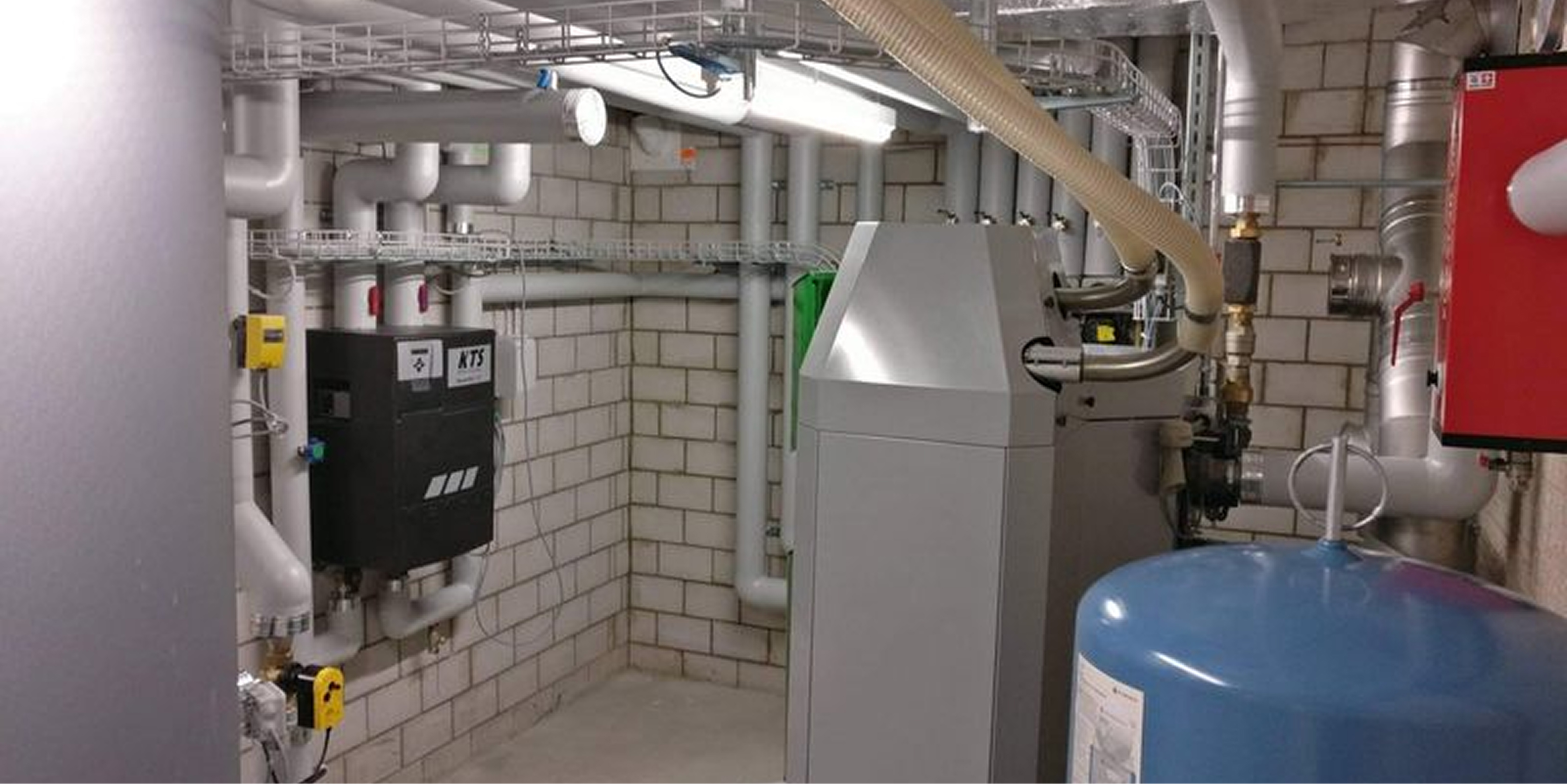 Heat distribution for the pellet heating system in the church building