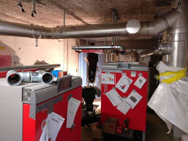 Technical equipment of the private district heating network in Freudwil