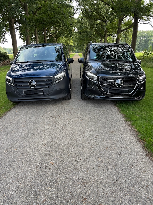 Wat is het verschil tussen een luxe bus en een standaard bus?