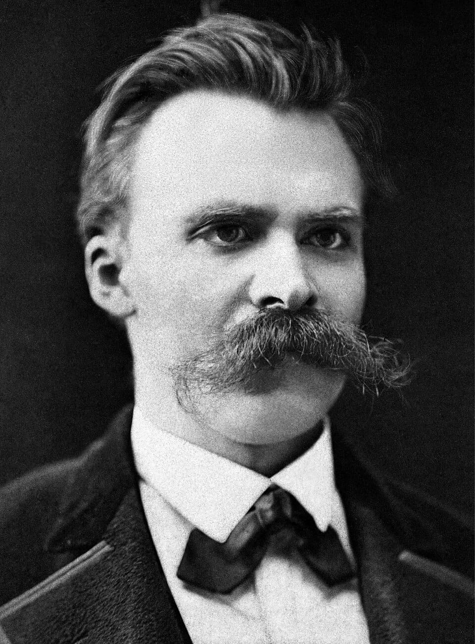 Portrait en noir et blanc de Friedrich Nietzsche, auteur d’Ainsi parlait Zarathoustra