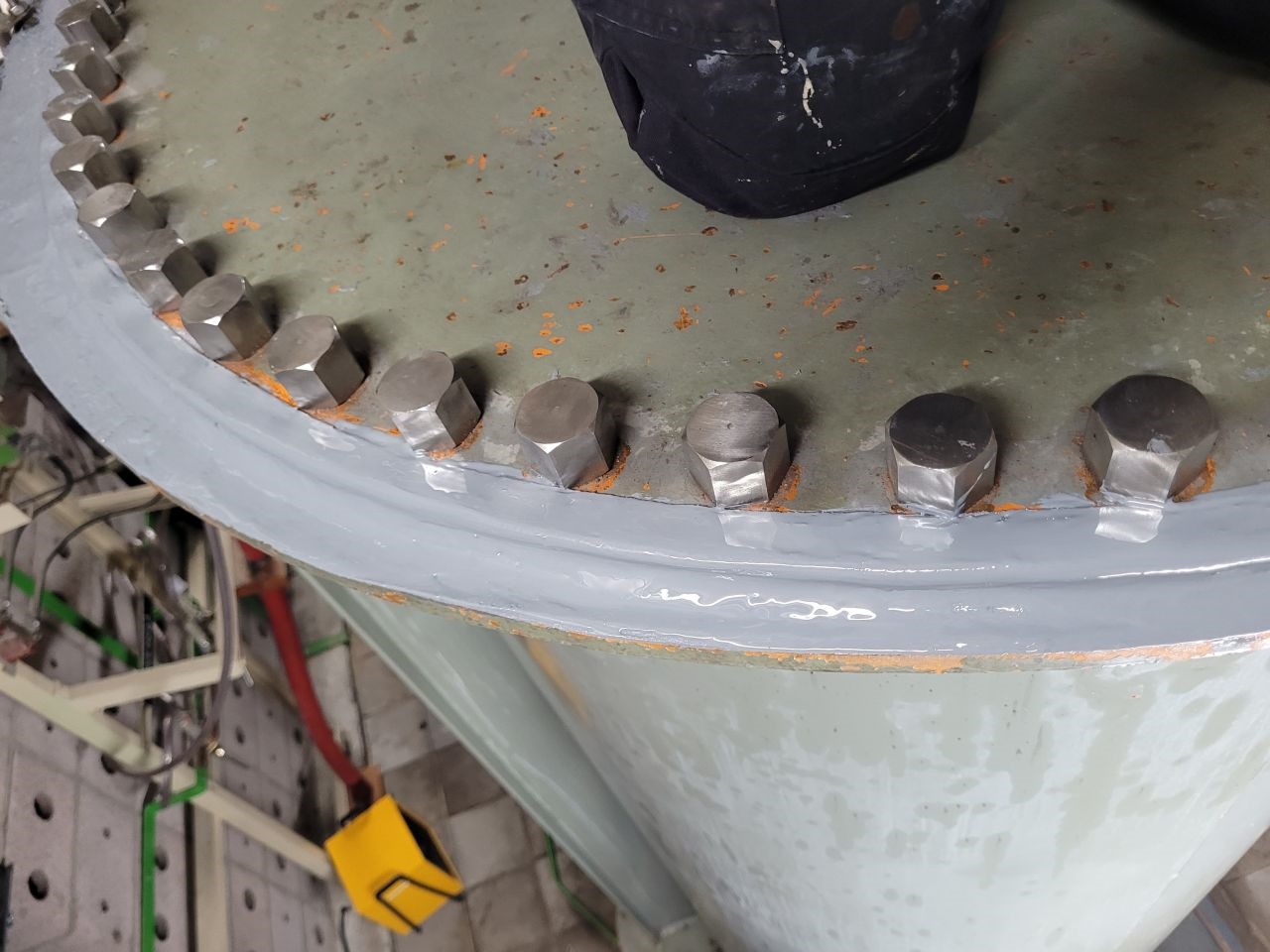 Transformer leak sealing