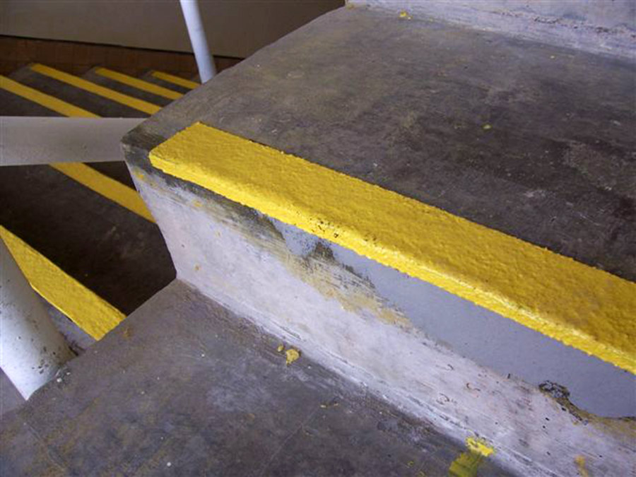 Slip-resistant stair coating