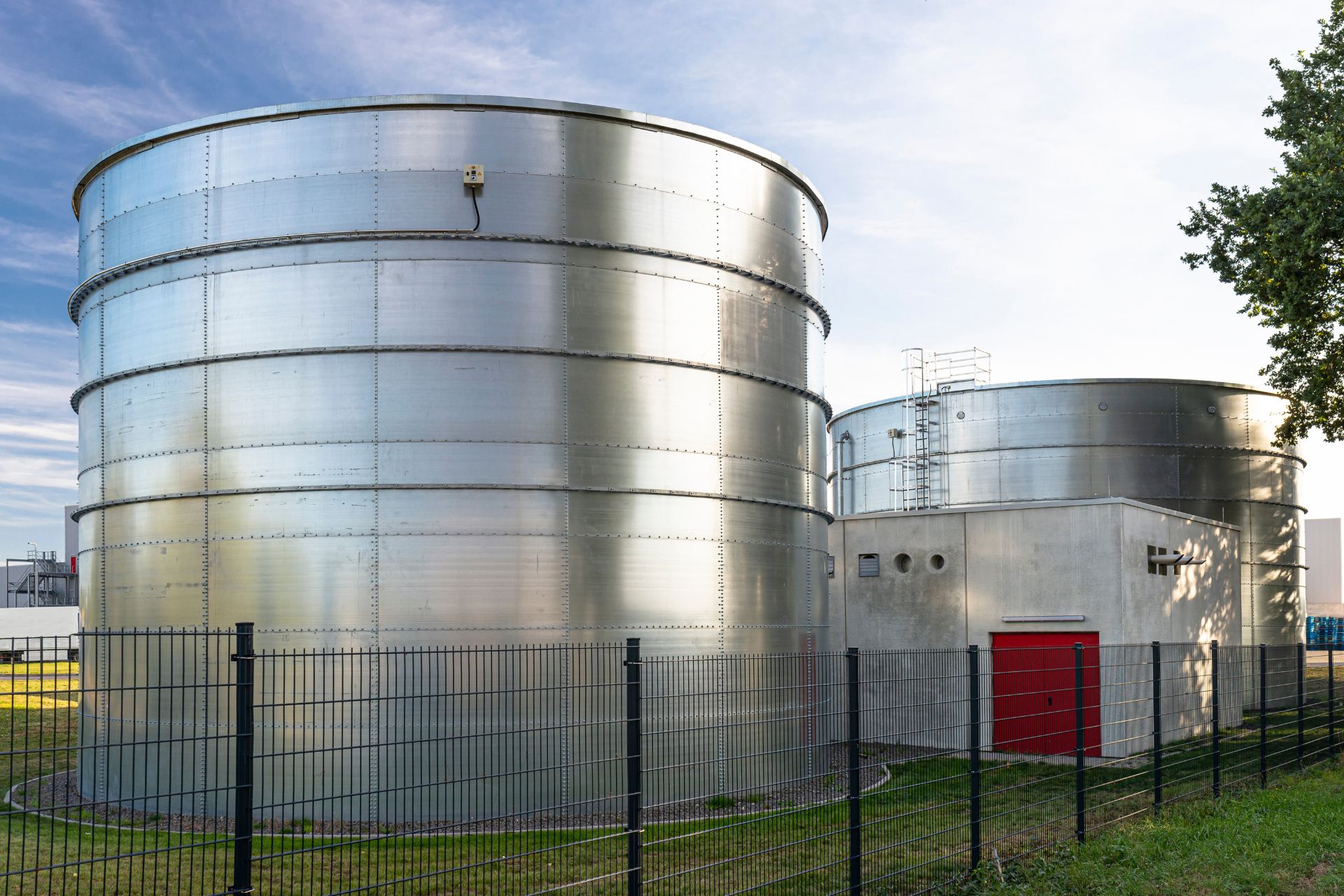 Innovations in Composite Wrap Systems for Chemical Containment
