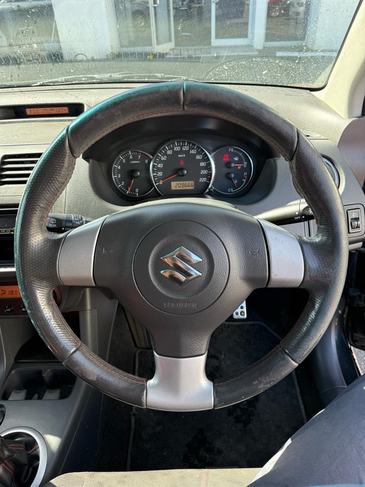 e75ff90f-3ca2-411a-b54a-7a87d258ff42 - Image 8