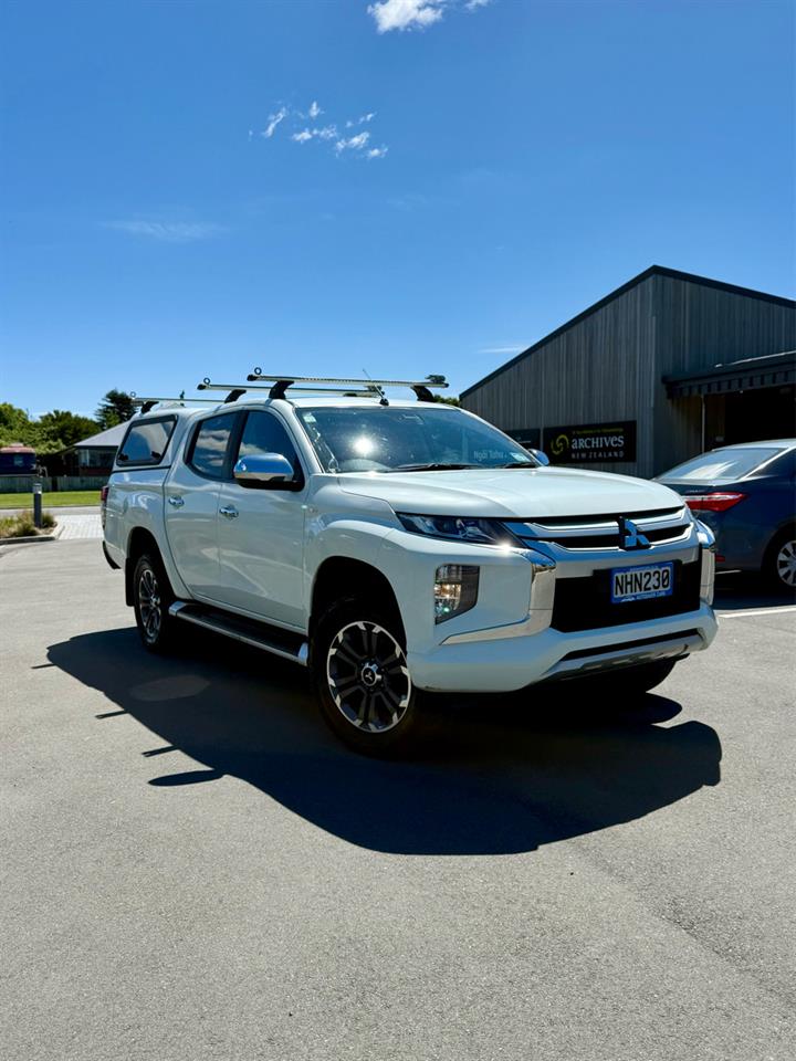 946d7831-891e-40ee-8f4f-9f850358e3a0 - Image 2