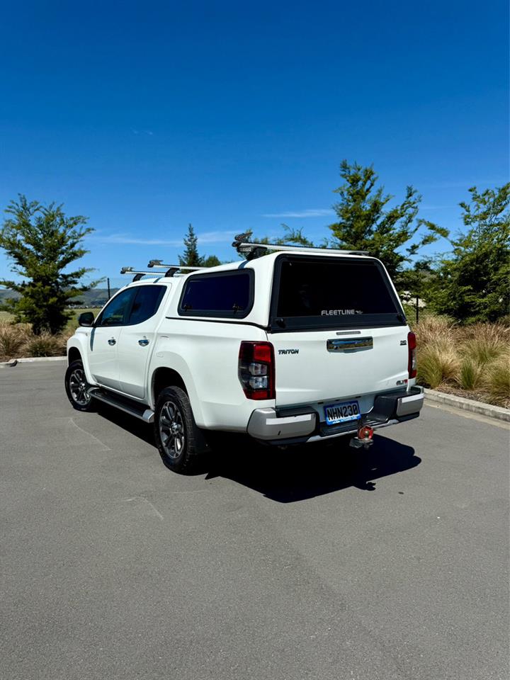 946d7831-891e-40ee-8f4f-9f850358e3a0 - Image 4