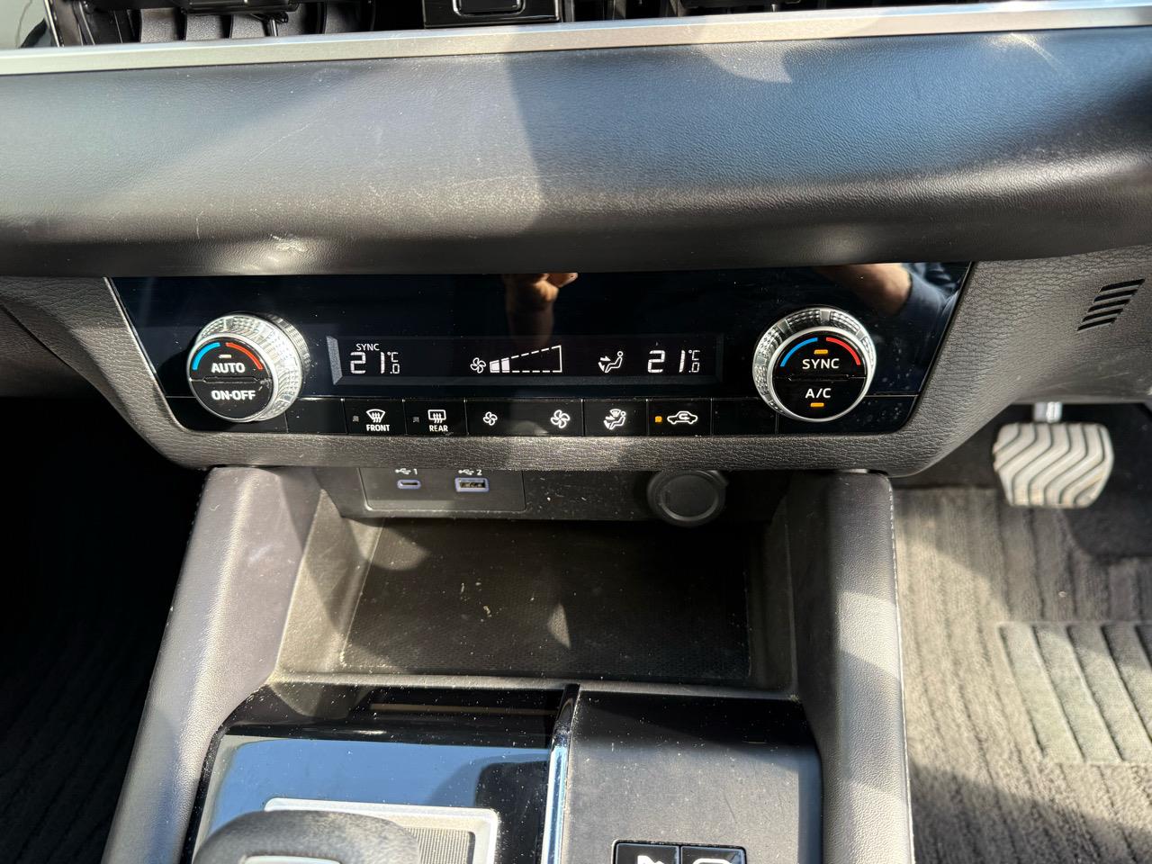 5b095599-f597-4372-b02c-7a4dd71d3fb3 - Image 12